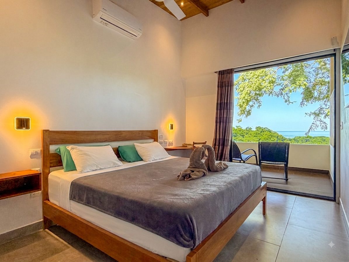 Samara Vista Lodge — chambre vue mer